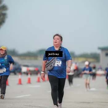 Runner Photo 7555403