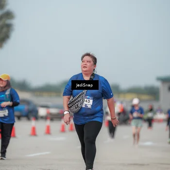 Runner Photo 7555406