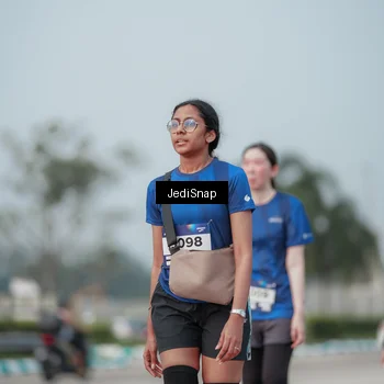 Runner Photo 7555413