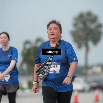 Runner Photo 7555427