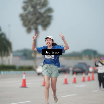 Runner Photo 7555441