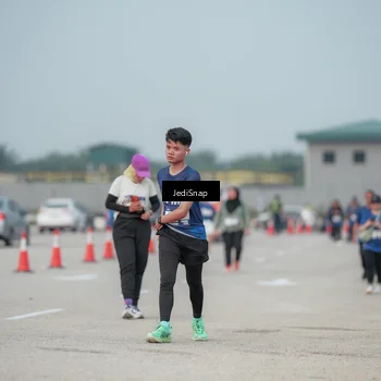 Runner Photo 7555465