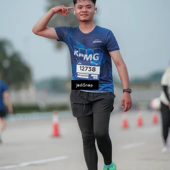 Runner Photo 7555473