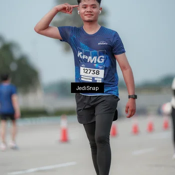 Runner Photo 7555474