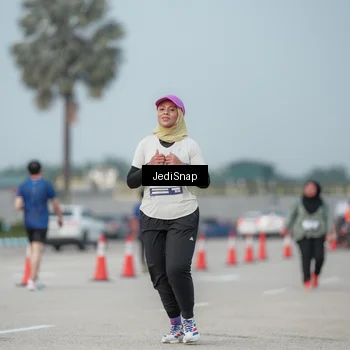 Runner Photo 7555479