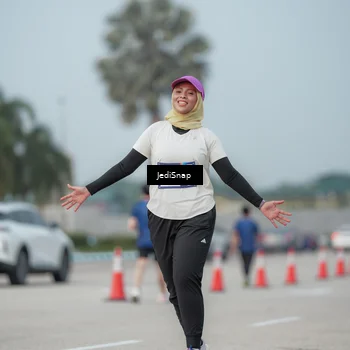 Runner Photo 7555480