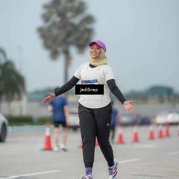 Runner Photo 7555481