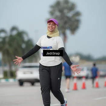 Runner Photo 7555488