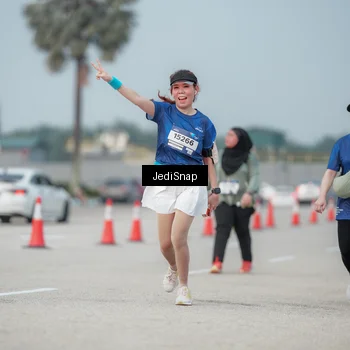 Runner Photo 7555497