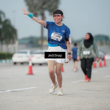 Runner Photo 7555502