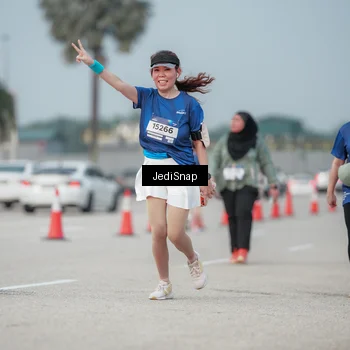 Runner Photo 7555503