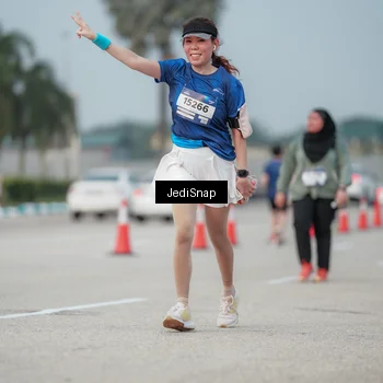 Runner Photo 7555505