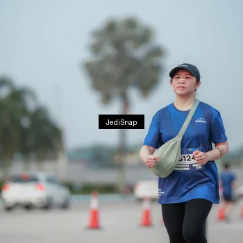 Runner Photo 7555514