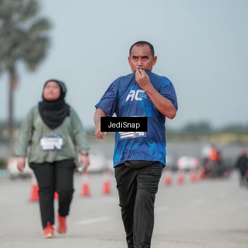 Runner Photo 7555518