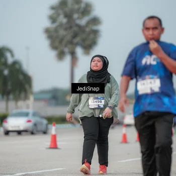 Runner Photo 7555523