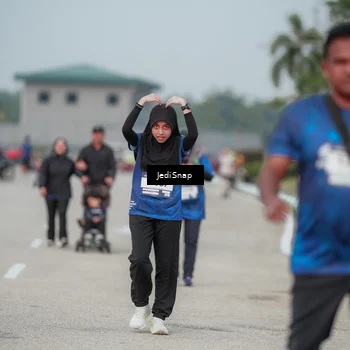Runner Photo 7555538