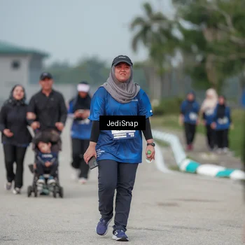 Runner Photo 7555573