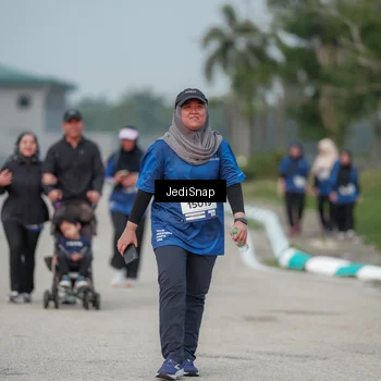 Runner Photo 7555574