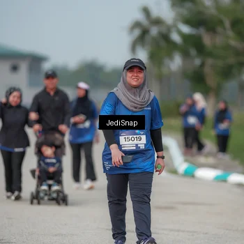 Runner Photo 7555577