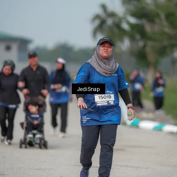 Runner Photo 7555581