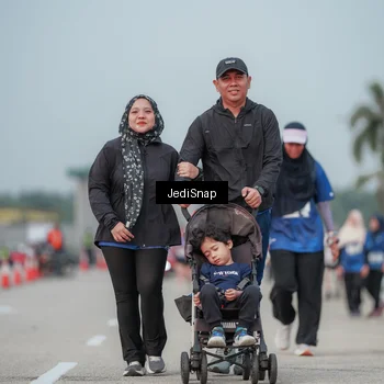 Runner Photo 7555586