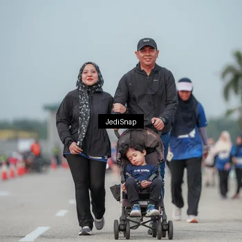 Runner Photo 7555588