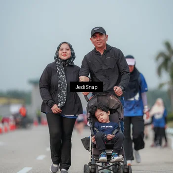 Runner Photo 7555590