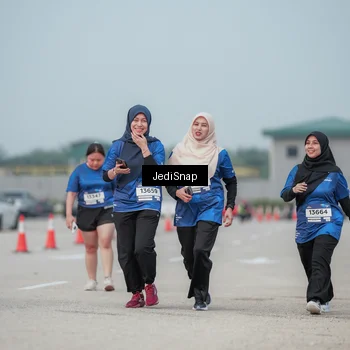 Runner Photo 7555615