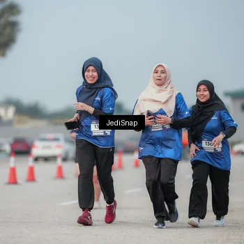 Runner Photo 7555625