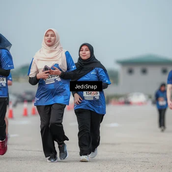 Runner Photo 7555627