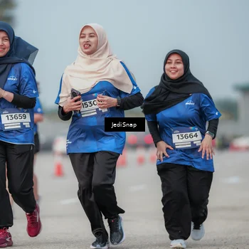 Runner Photo 7555635