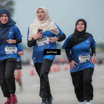 Runner Photo 7555636