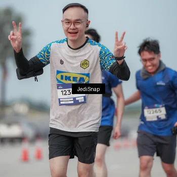 Runner Photo 7555659