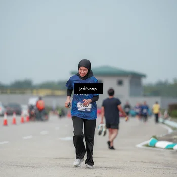 Runner Photo 7555663