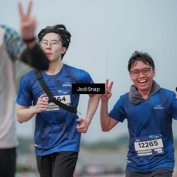 Runner Photo 7555667