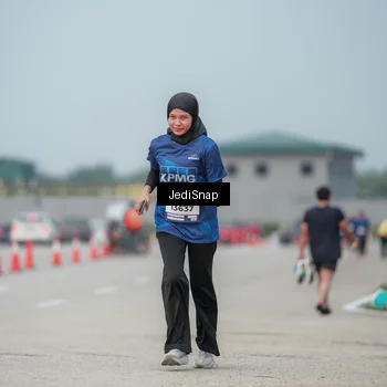 Runner Photo 7555673
