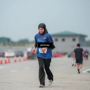 Runner Photo 7555677