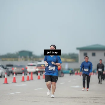 Runner Photo 7555682