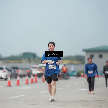 Runner Photo 7555686