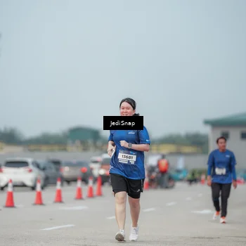 Runner Photo 7555688
