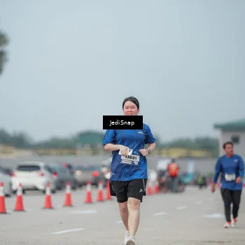 Runner Photo 7555701
