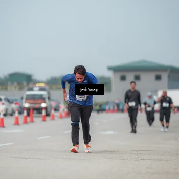 Runner Photo 7555713
