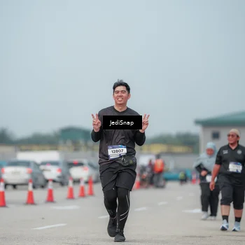 Runner Photo 7555728
