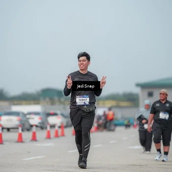 Runner Photo 7555731