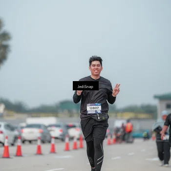 Runner Photo 7555738