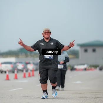 Runner Photo 7555742