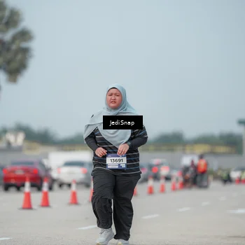 Runner Photo 7555748