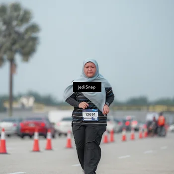 Runner Photo 7555755