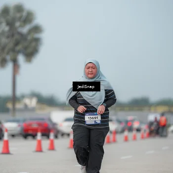 Runner Photo 7555756