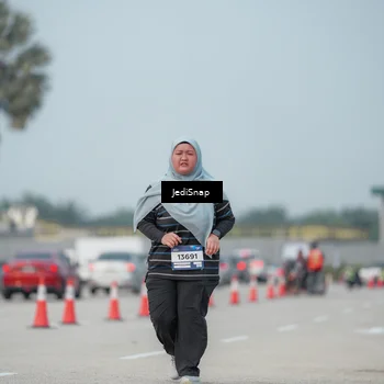 Runner Photo 7555759